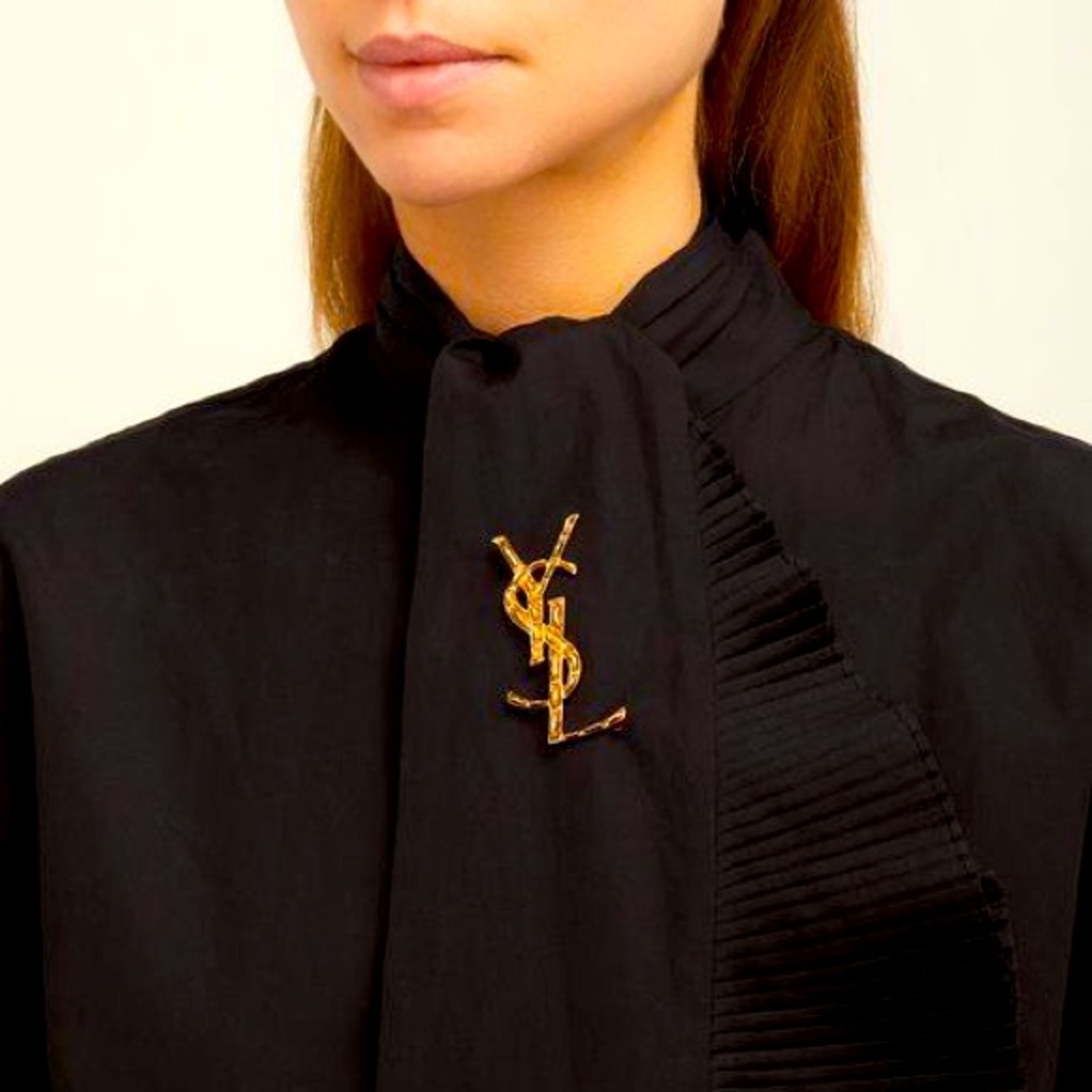 YSL crocodile-effect engraved Brooch in Gold